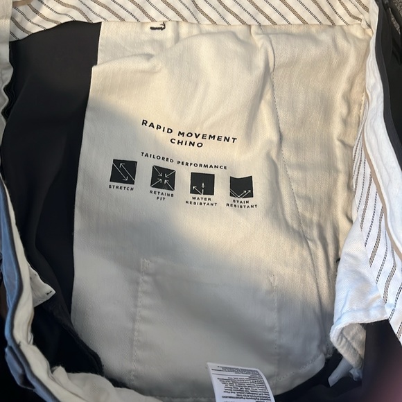 Banana Republic slim rapid movement chino pants. 36X30. - Picture 8 of 14